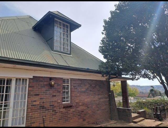 3 BEDROOM HOUSE FOR SALE IN KENSINGTON